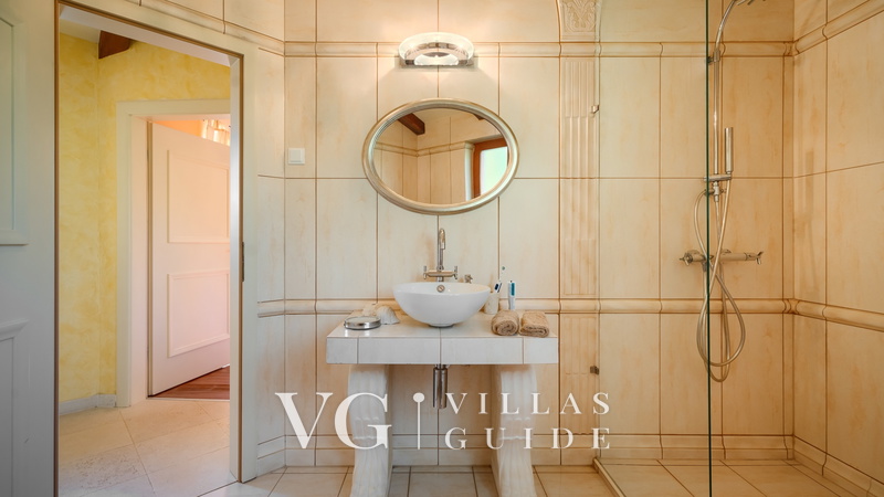 Villa Čehići Badezimmer
