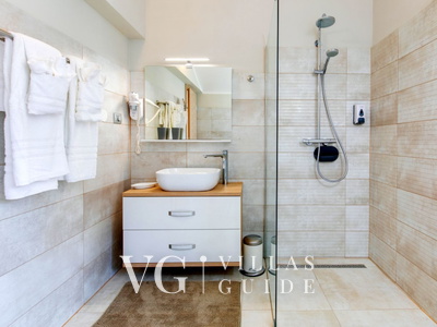 Villa Fior Di Lavanda Bathroom