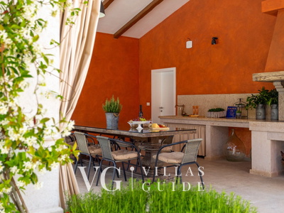 Villa Village Additional content