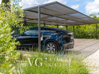 Villa Village Garden and property exterior