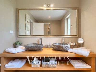 Villa Village Bathroom