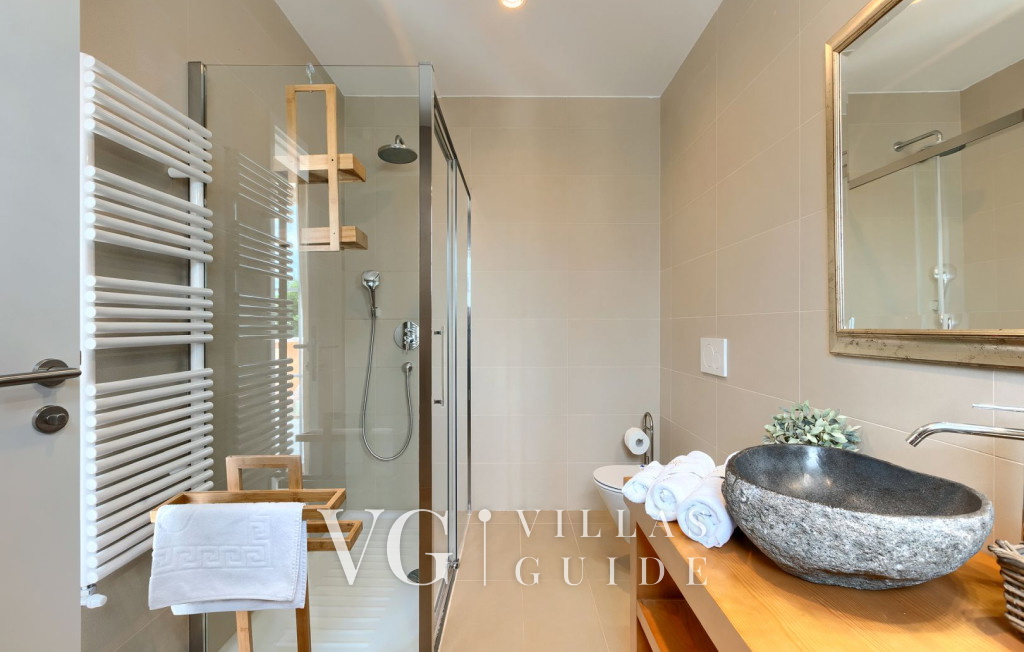 Villa Village Bathroom