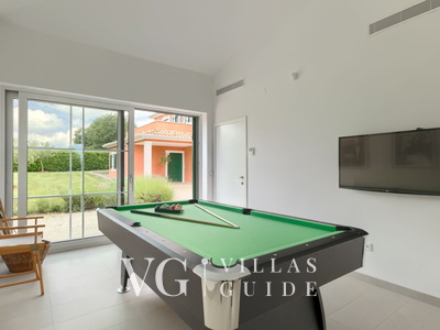 Villa Village Additional content