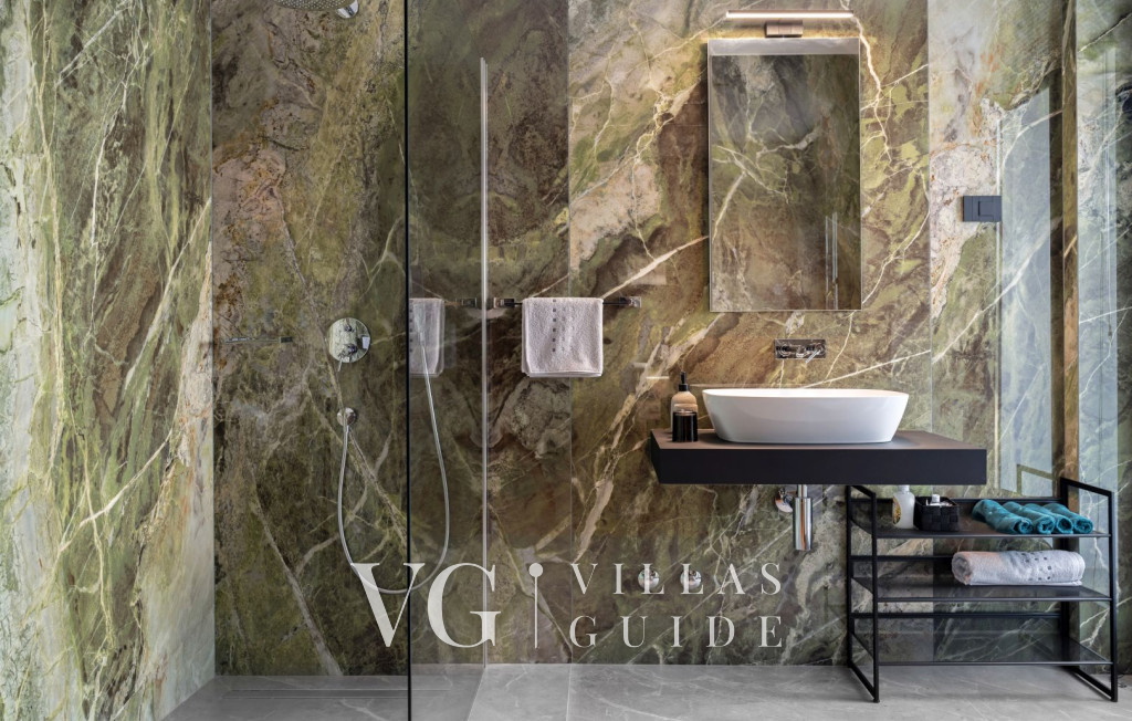 She Luxury Villa Badezimmer