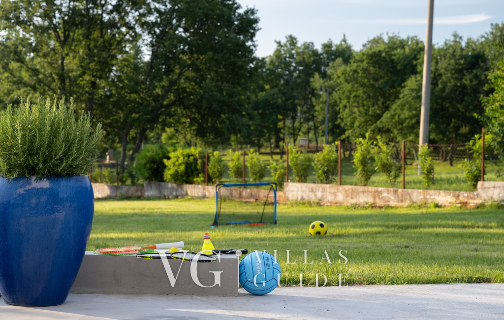 She Luxury Villa Zusatzinhalte