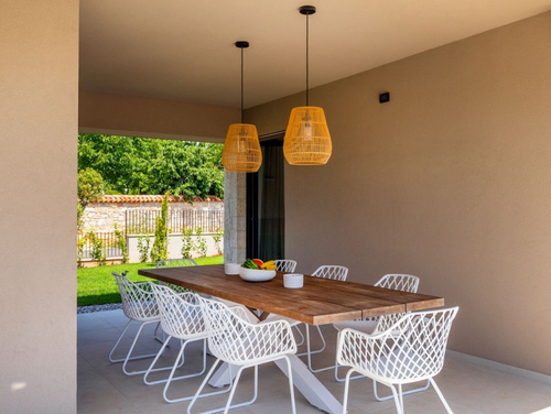 Villa Rosalie with Sauna & Pool