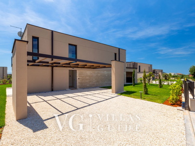 Villa Rosalie with Sauna & Pool