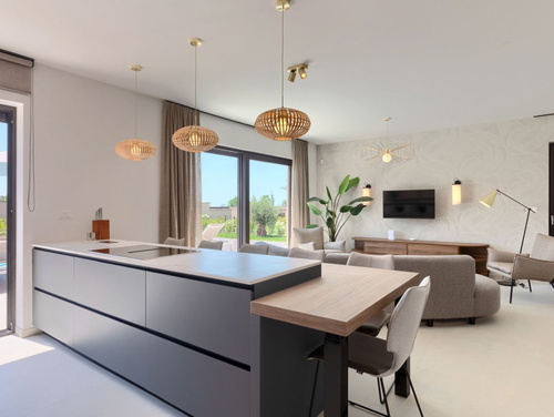 Villa Rosalie with Sauna & Pool