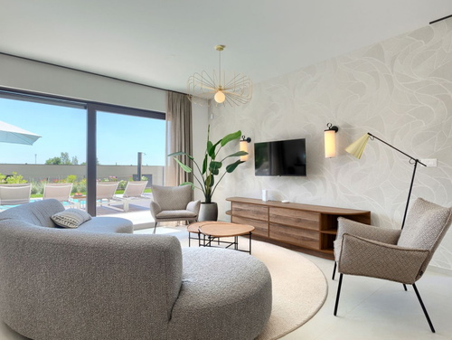 Villa Rosalie with Sauna & Pool