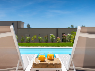 Villa Rosalie with Sauna & Pool Pool