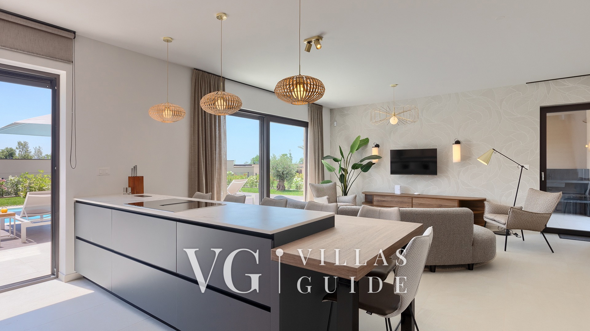 Villa Rosalie with Sauna & Pool Kitchen