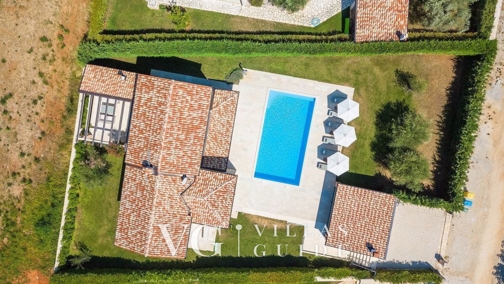 Villa Peran Dvorište i vanjski dio objekta