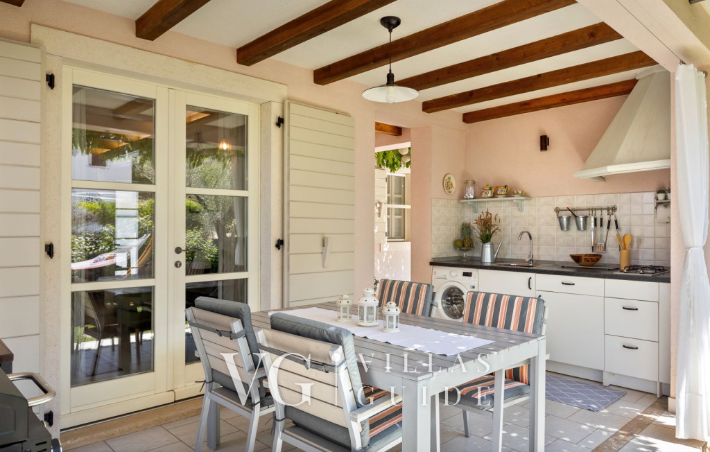 Villa GF25 Additional content