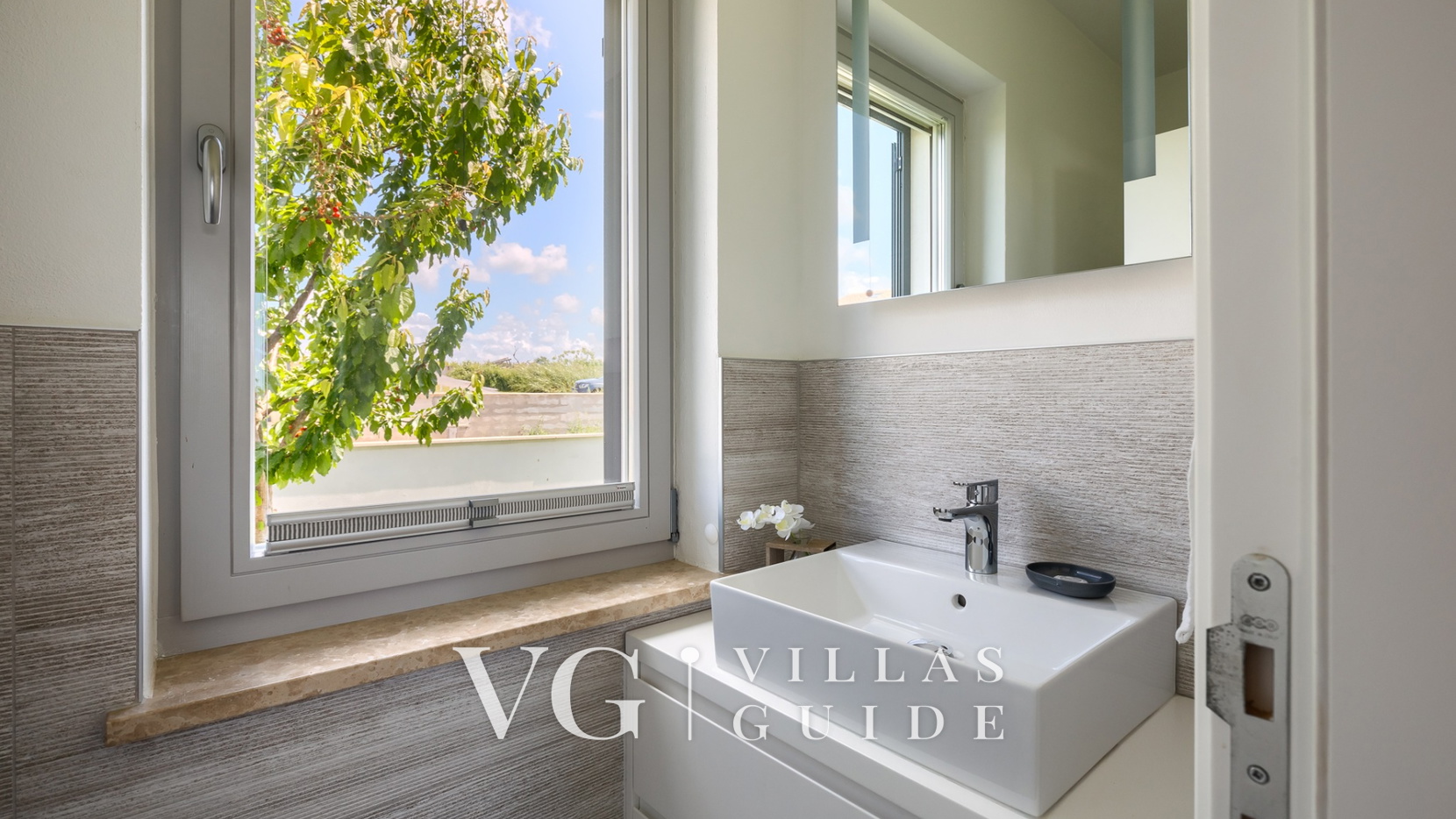 Villa Marika Guest toilet