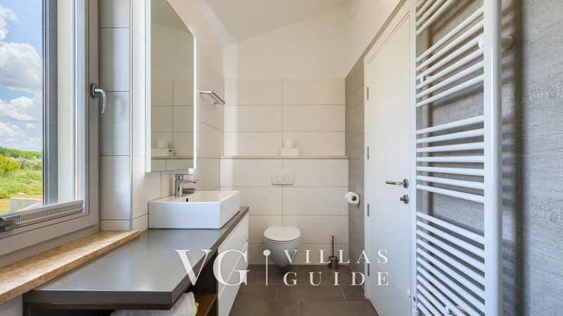 Villa Marika Bathroom