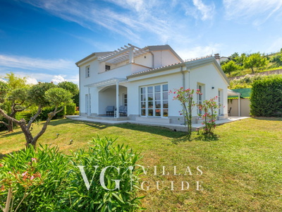 Casa Garden Contesses