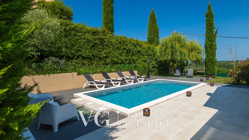 Casa Garden Contesses Piscina