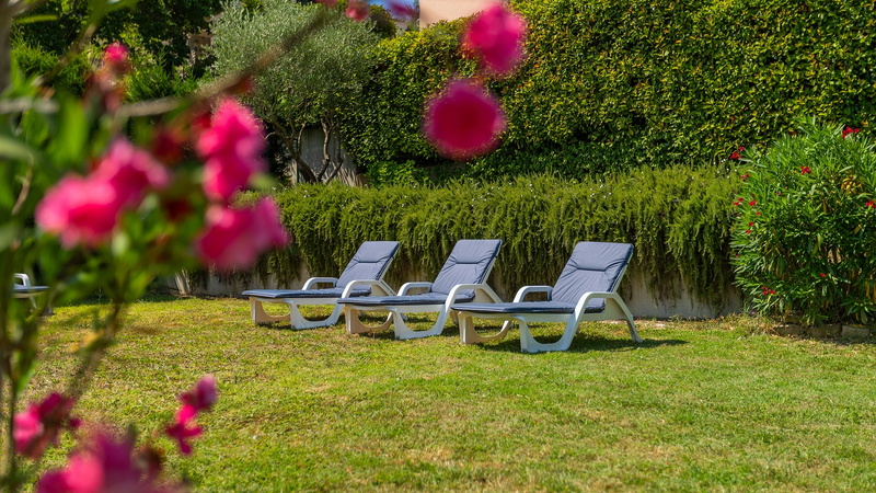 Casa Garden Contesses