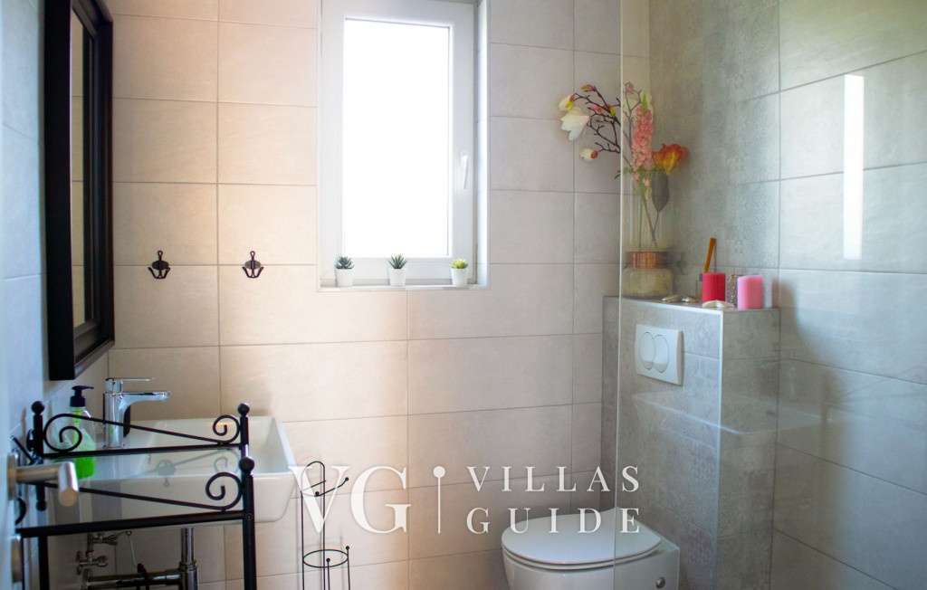 Villa Piccolo Paradiso Bathroom