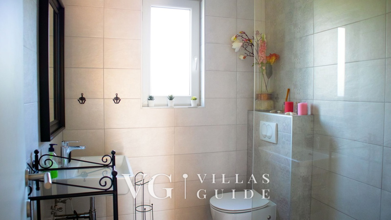 Villa Piccolo Paradiso Bathroom