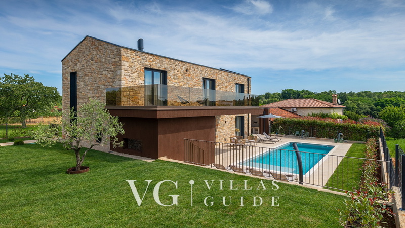 Villa Moia Garden and property exterior