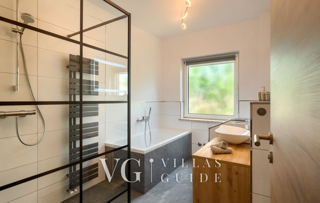 Casa Theresa Bathroom