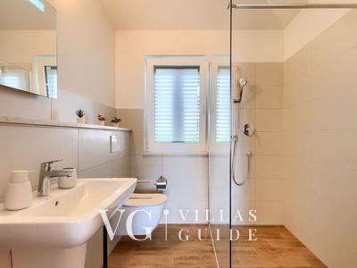 Villa Casa Nova Bathroom