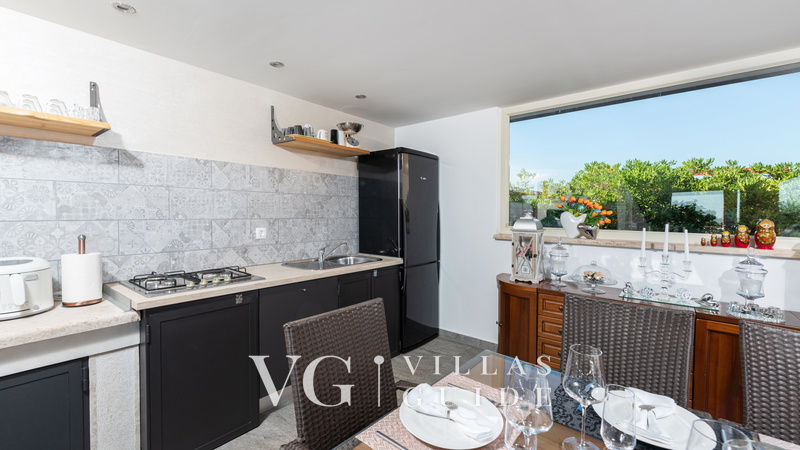 Villa Sv. Anna Additional content