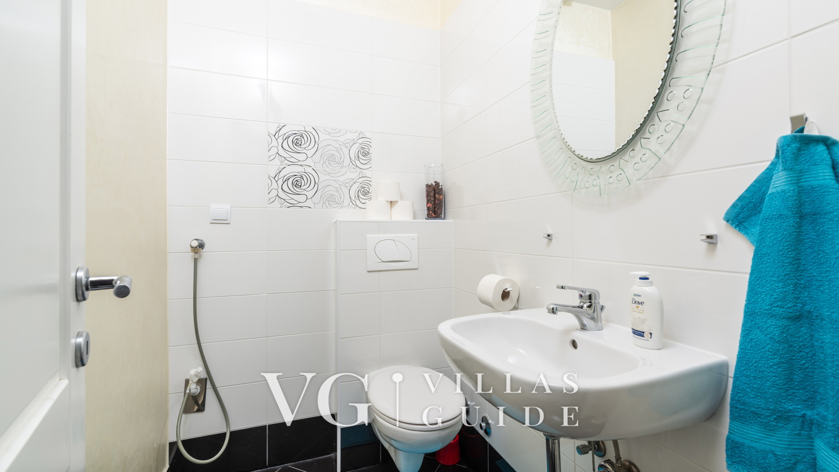 Villa Sv. Anna Guest toilet