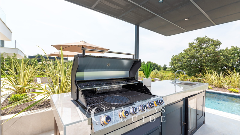 Villa Parenzo I Contenuto aggiuntivo