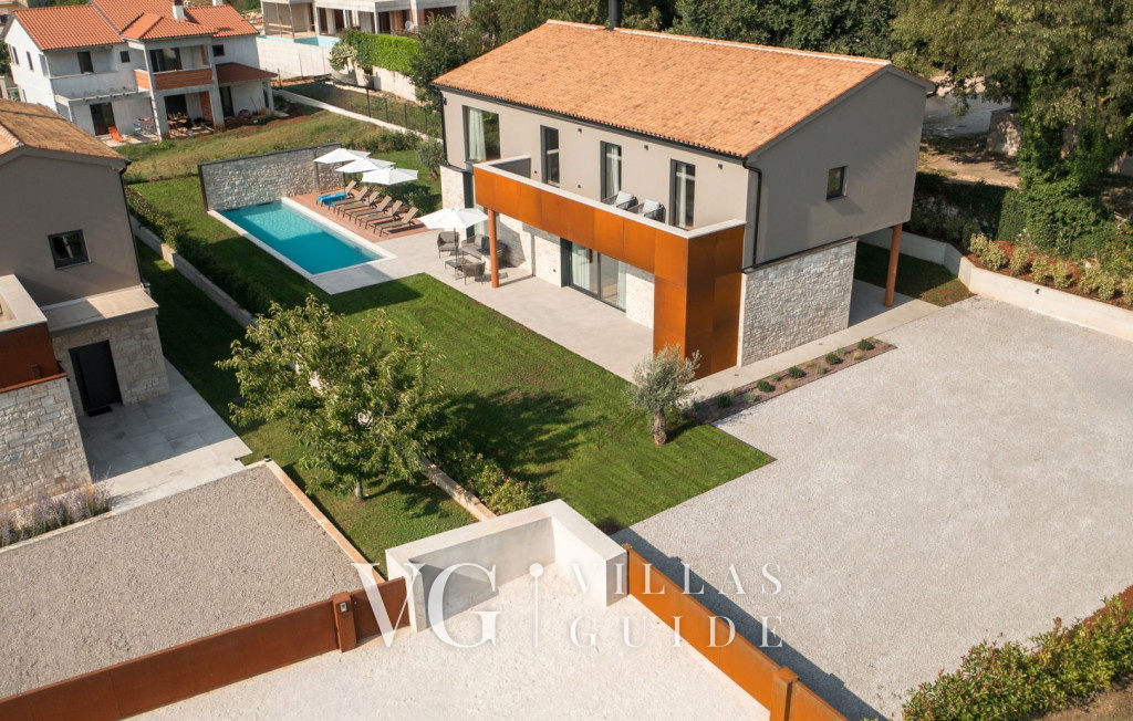 Villa Istar Garden and property exterior