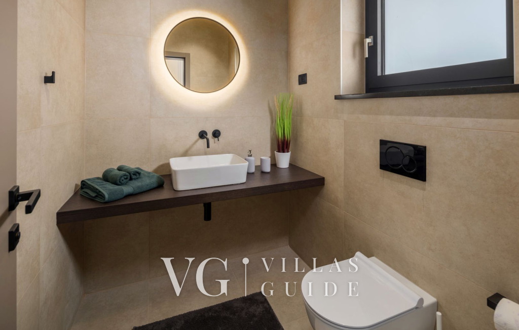 Villa Istar Guest toilet