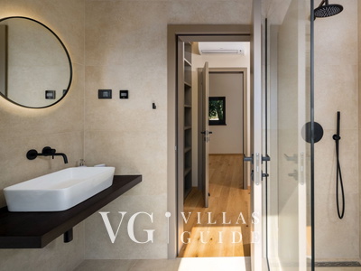 Villa Istar Bathroom