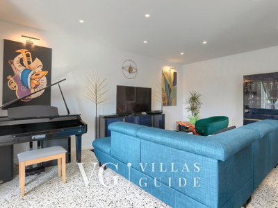 Villa Rhapsody Living room