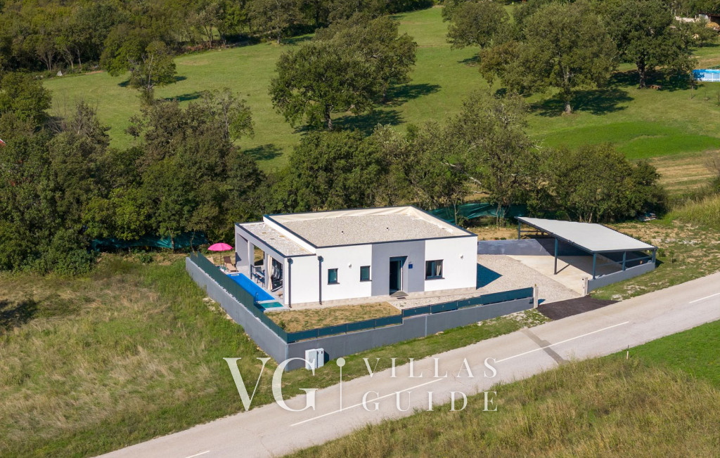 Villa Rhapsody Garden and property exterior