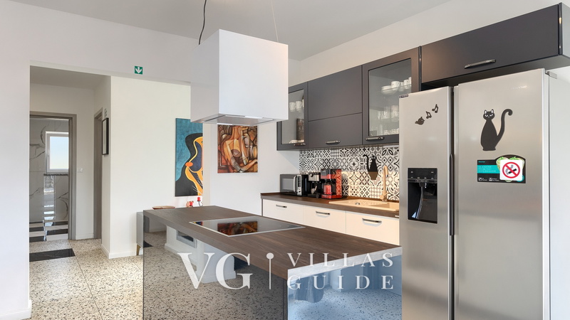 Villa Rhapsody Kuhinja