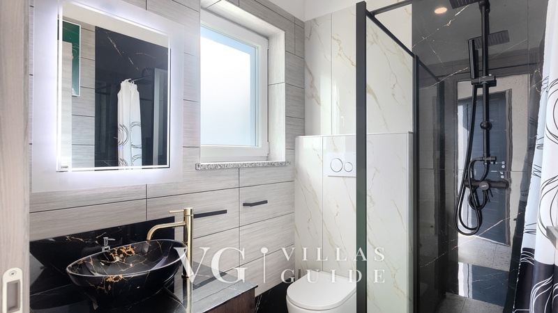 Villa Rhapsody Kupaonica