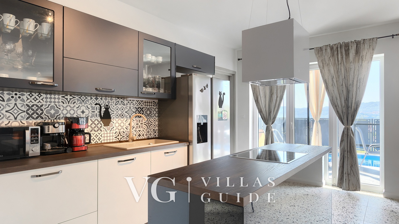 Villa Rhapsody Kuhinja