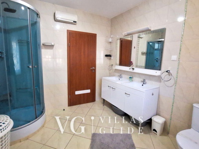 Villa Oaza Badezimmer