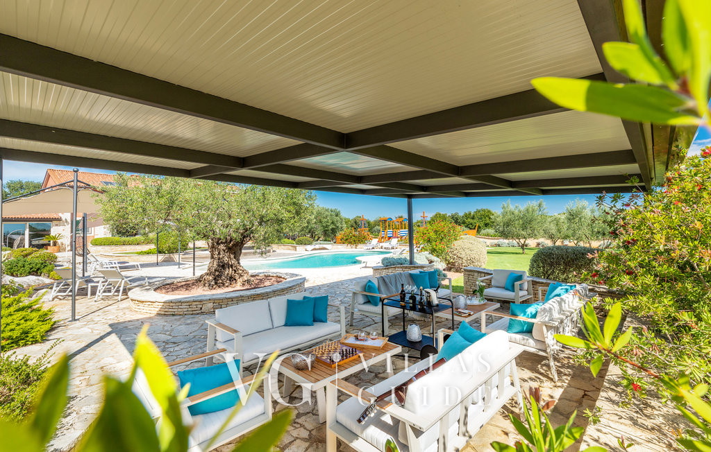 Villa Omo Garten und Außenbereich