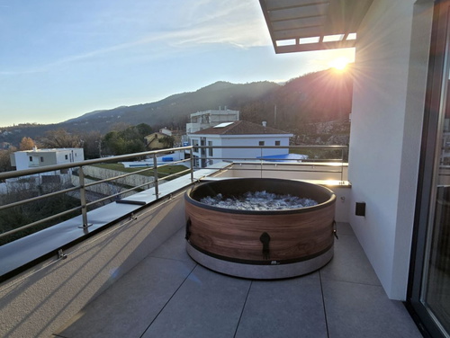 Casa Fani with seaview & pool & wellness