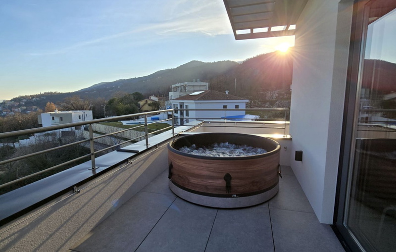 Casa Fani with seaview & pool & wellness