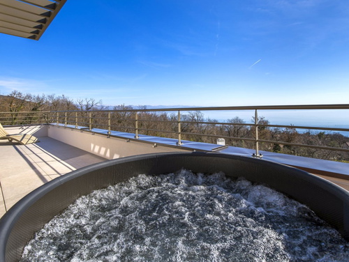 Casa Fani with seaview & pool & wellness