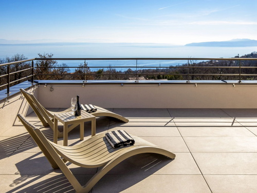 Casa Fani with seaview & pool & wellness