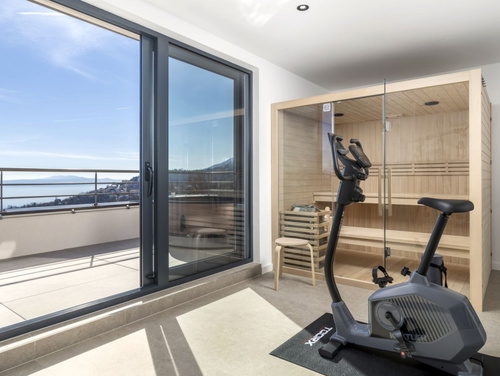 Casa Fani with seaview & pool & wellness