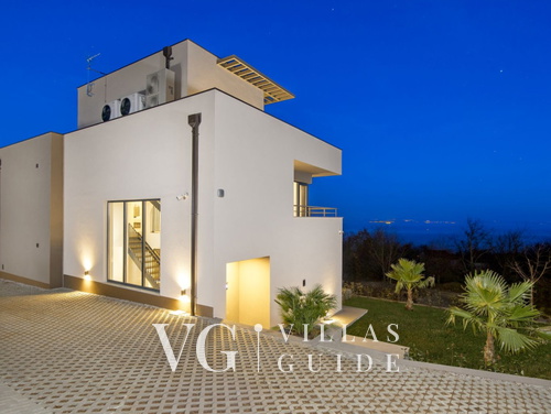 Casa Fani with seaview & pool & wellness