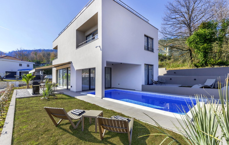 Casa Fani with seaview & pool & wellness