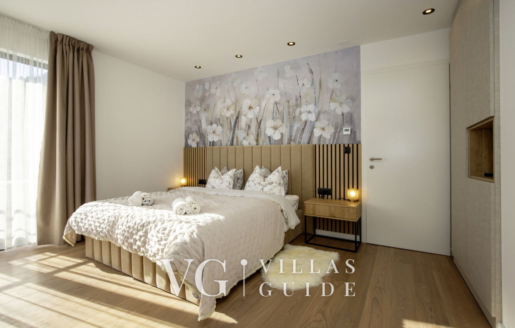 Casa Fani with seaview & pool & wellness Bedroom