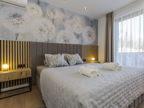 Casa Fani with seaview & pool & wellness