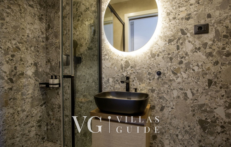 Casa Fani with seaview & pool & wellness Bathroom